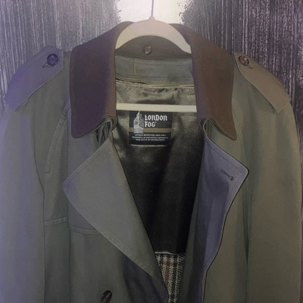 Trench Coat barely worn